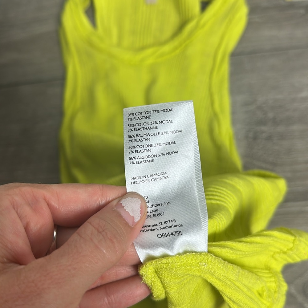 Pilcro Neon Yellow Ribbed Tank Top - Picture 6 of 8